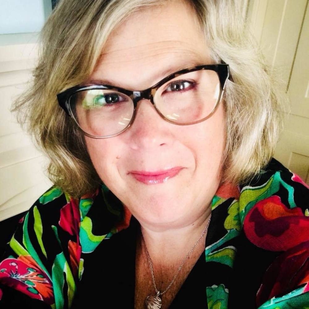Meet your Posher, Nina